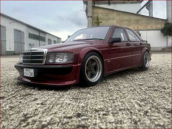 1:18 Mercedes Benz 190E 2,5-16V [ RAUH-WELT REPUBLIK ] inkl. OVP